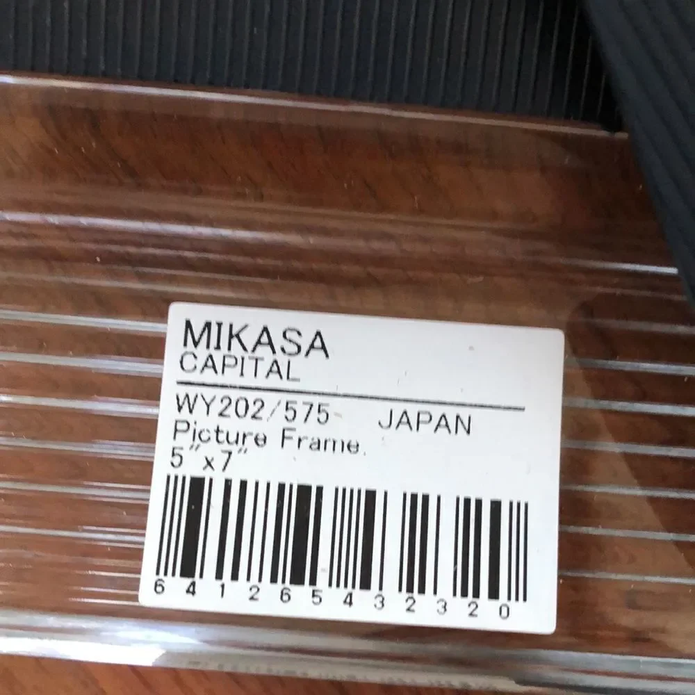 New in box MIKASA Glass beveled Picture frame. Great for weddings.